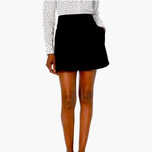 Rebecca Taylor Women's Pleated Short size 8 Corona Black Bramd New with Tag